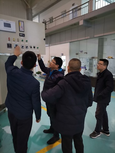2024年底公司老總到一家大型上市公司參觀學習